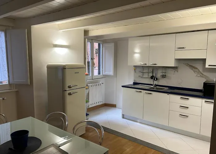 Assunta Domus 4* Rome